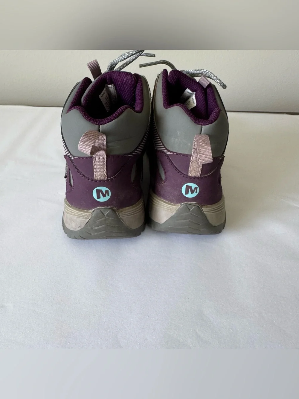 MERRELL Size 3 Girls Waterproof Moab Hiking Boots